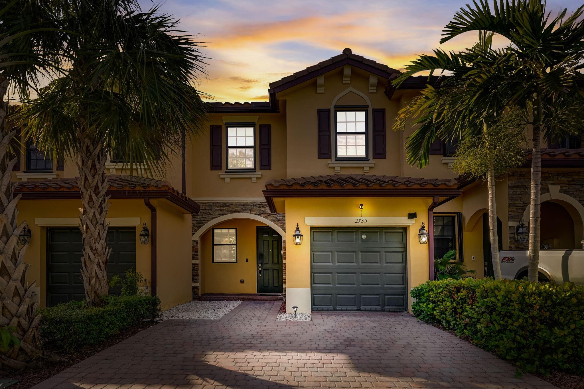 2735 NW 54th Ave