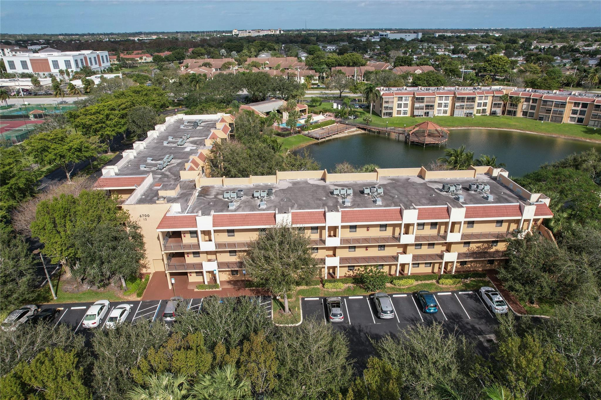 6716 Coral Lake Drive 6716, Margate Unit: 6716