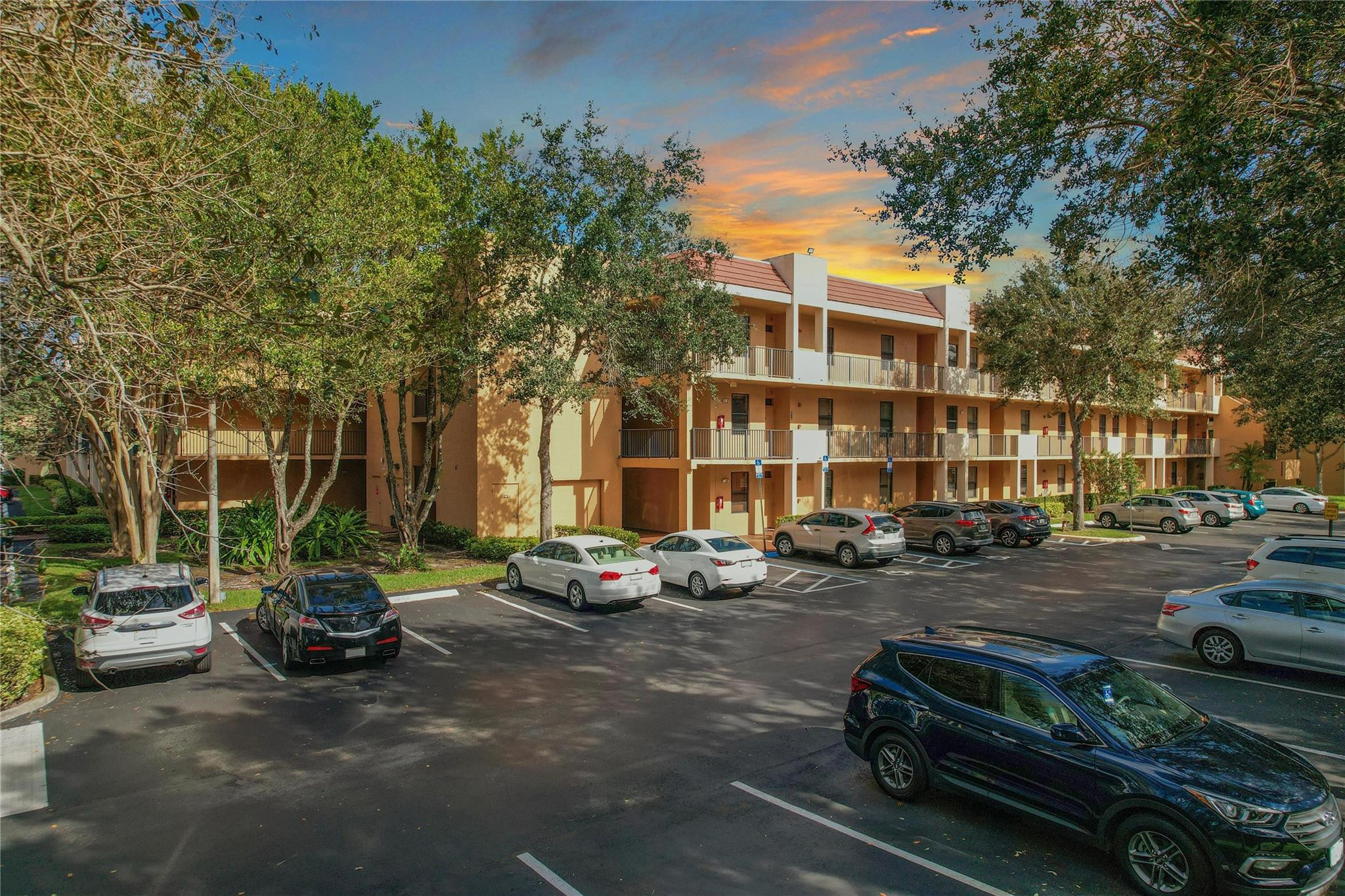 6716 Coral Lake Drive 6716, Margate Unit: 6716