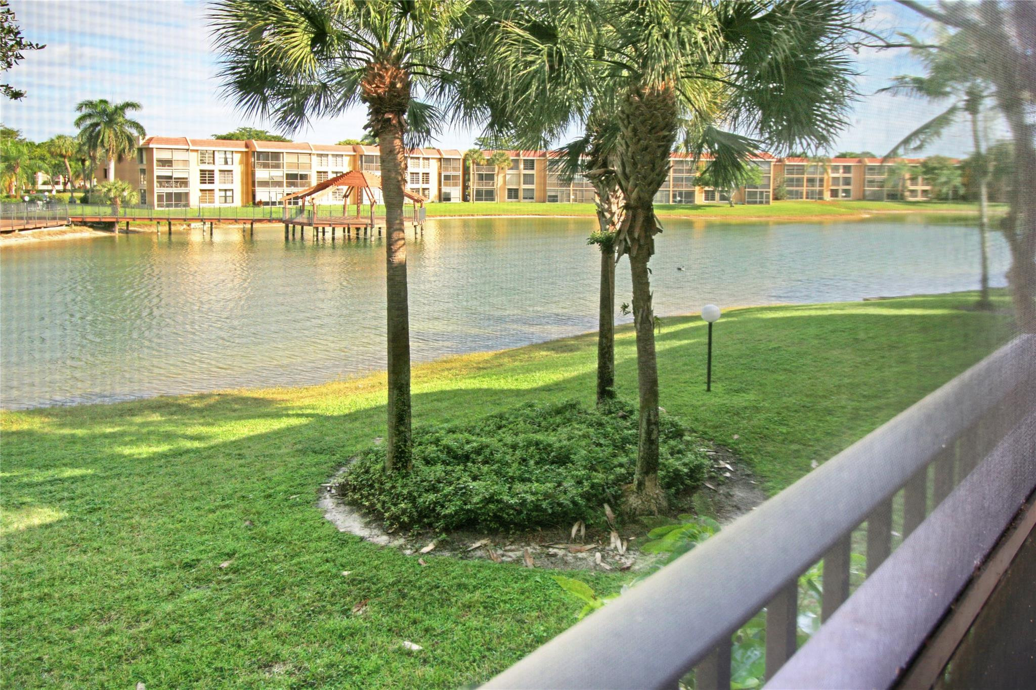 6716 Coral Lake Drive 6716, Margate Unit: 6716