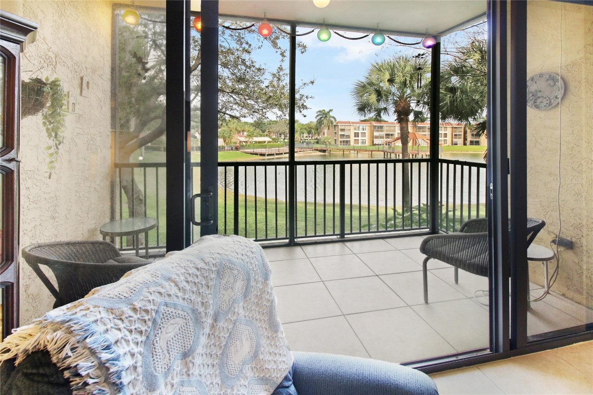 6716 Coral Lake Drive 6716, Margate Unit: 6716