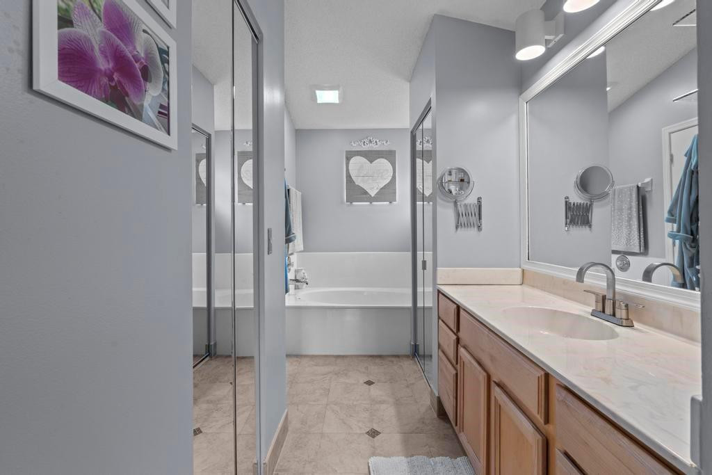 11381 Lakeview Drive, Coral Springs