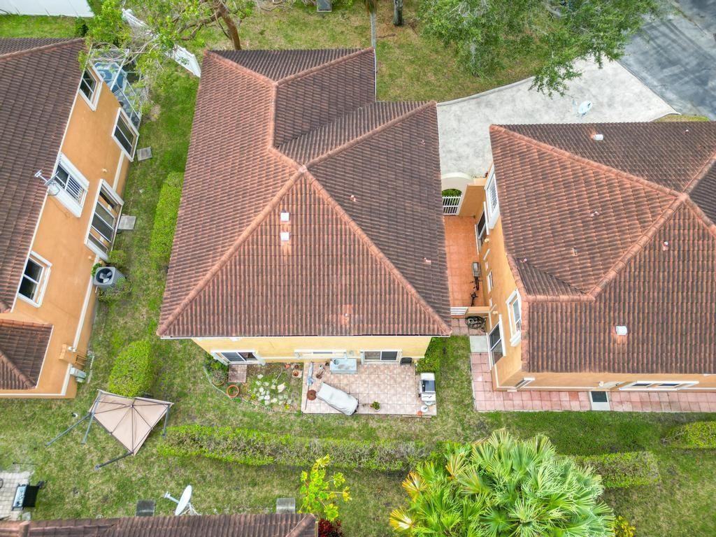 11381 Lakeview Drive, Coral Springs