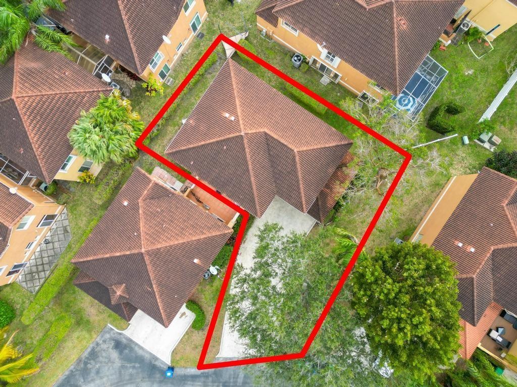 11381 Lakeview Drive, Coral Springs