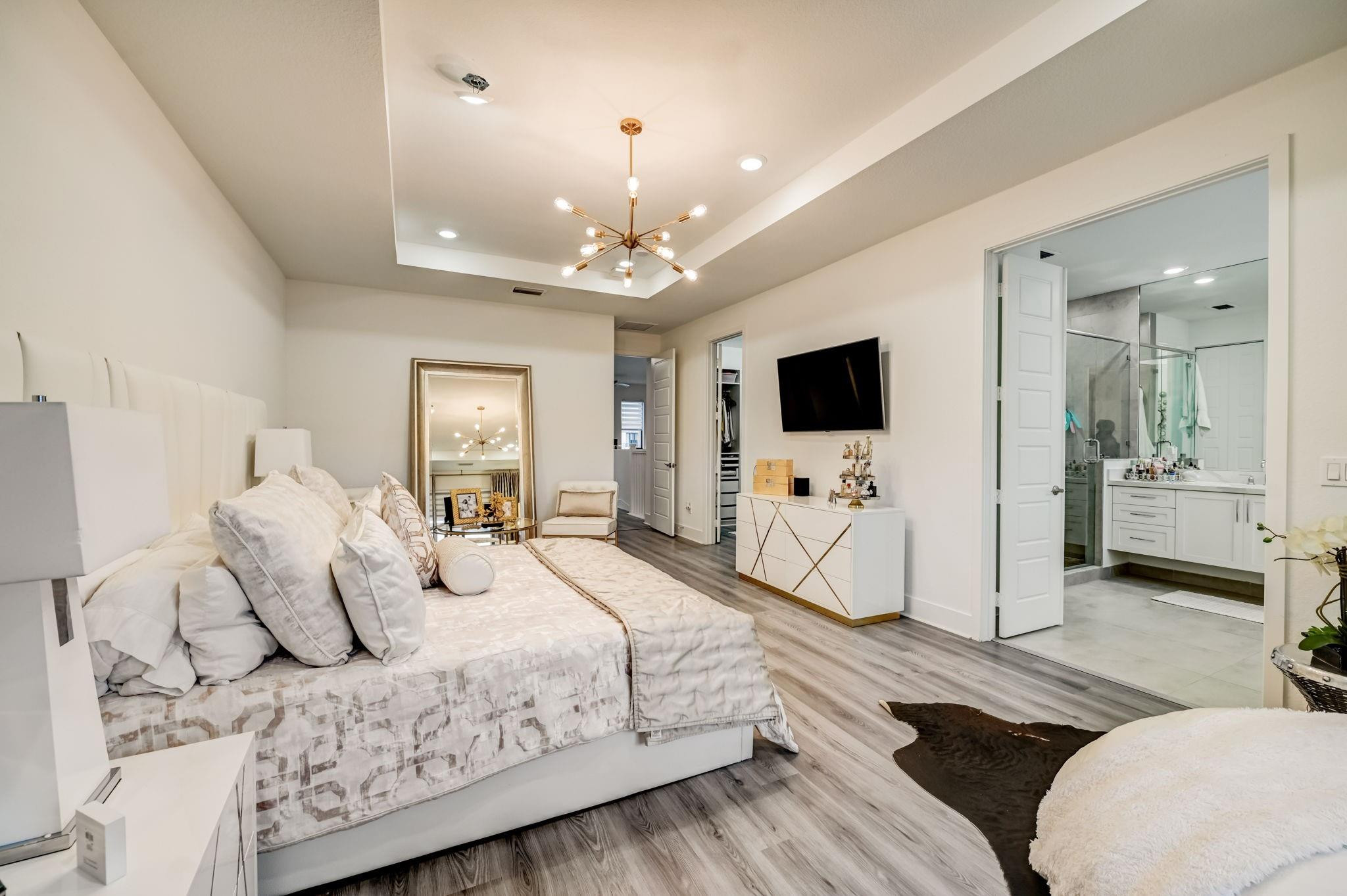 8685 Pacifica Ln