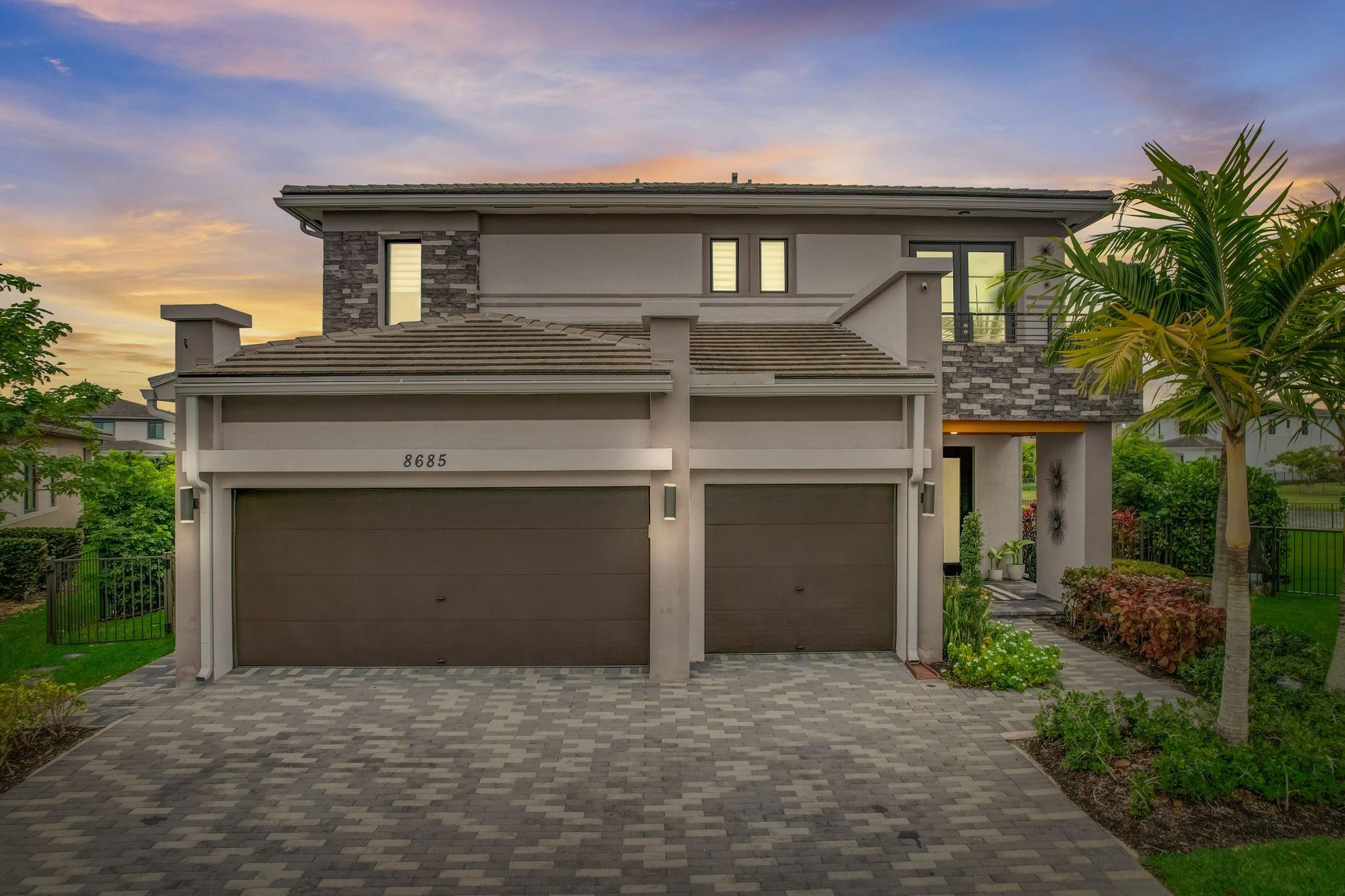 8685 Pacifica Ln