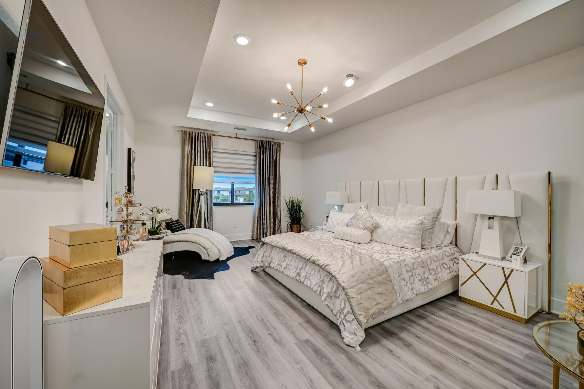 8685 Pacifica Ln