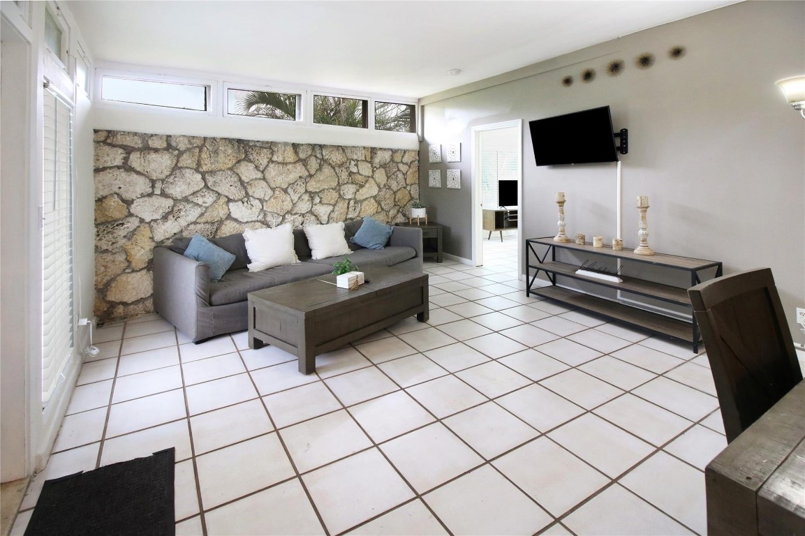 1642 NE 8th Street, Fort Lauderdale