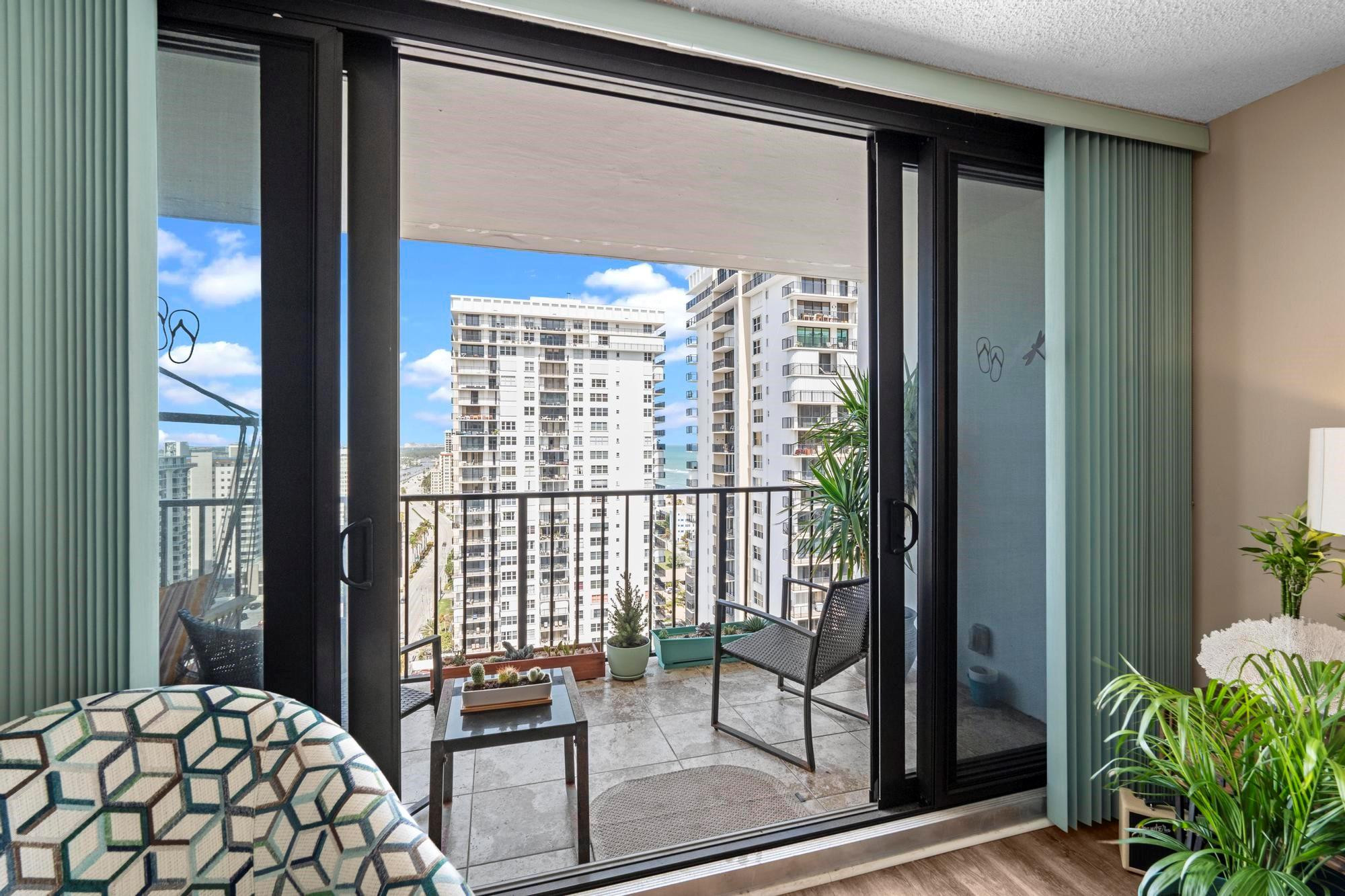 2401 S Ocean Drive 2005, Hollywood Unit: 2005