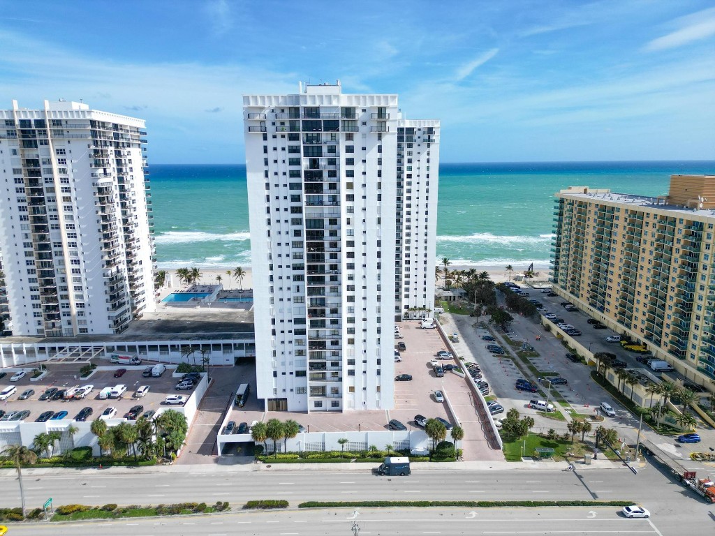 2401 S Ocean Drive 2005, Hollywood Unit: 2005