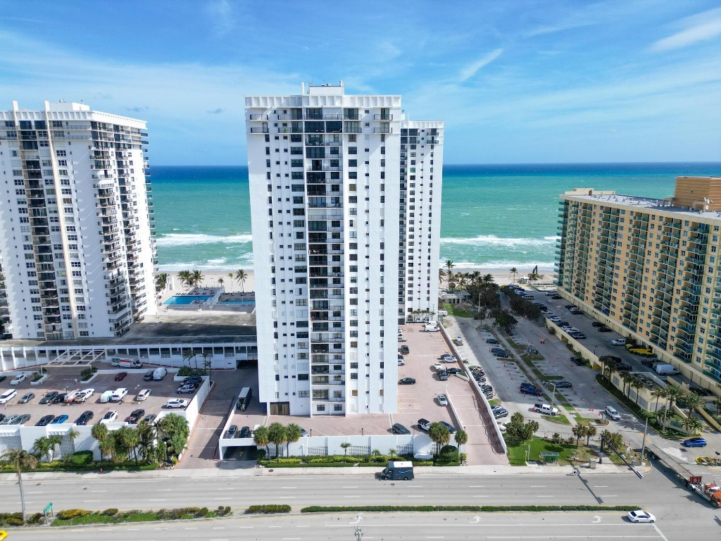 2401 S Ocean Drive 2005, Hollywood Unit: 2005