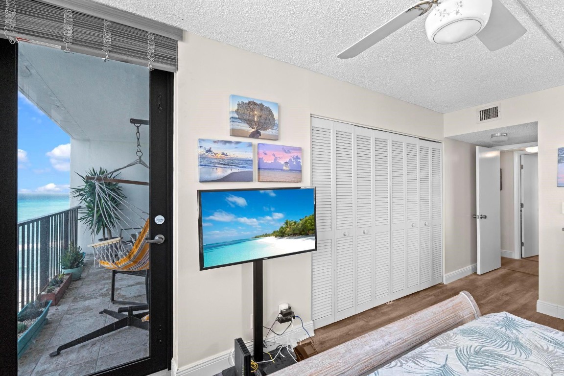 2401 S Ocean Drive 2005, Hollywood Unit: 2005