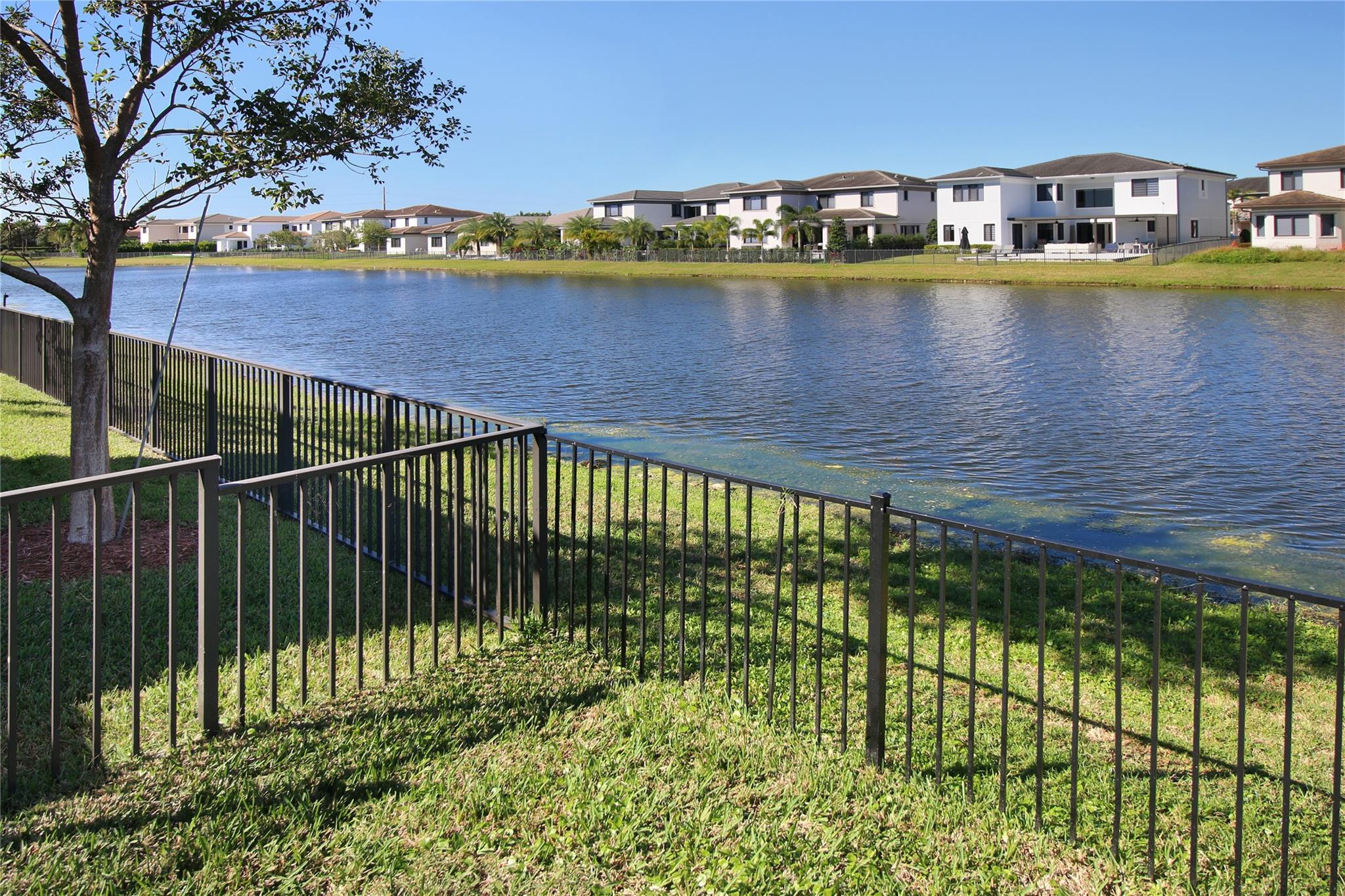 10745 Estuary Dr