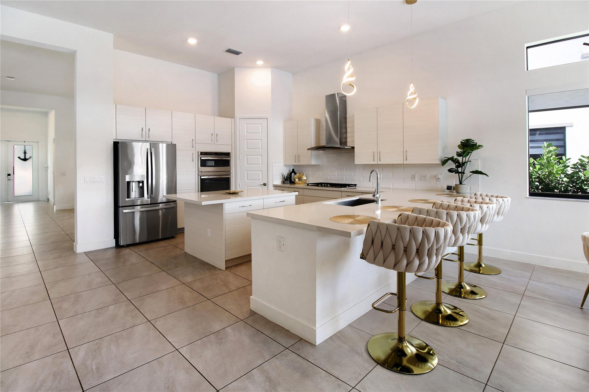 10554 N Lago Vista Cir