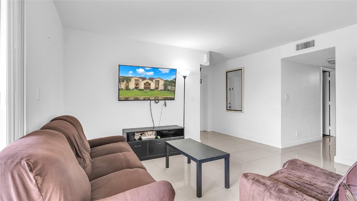 7610 Westwood Drive 103, Tamarac Unit: 103