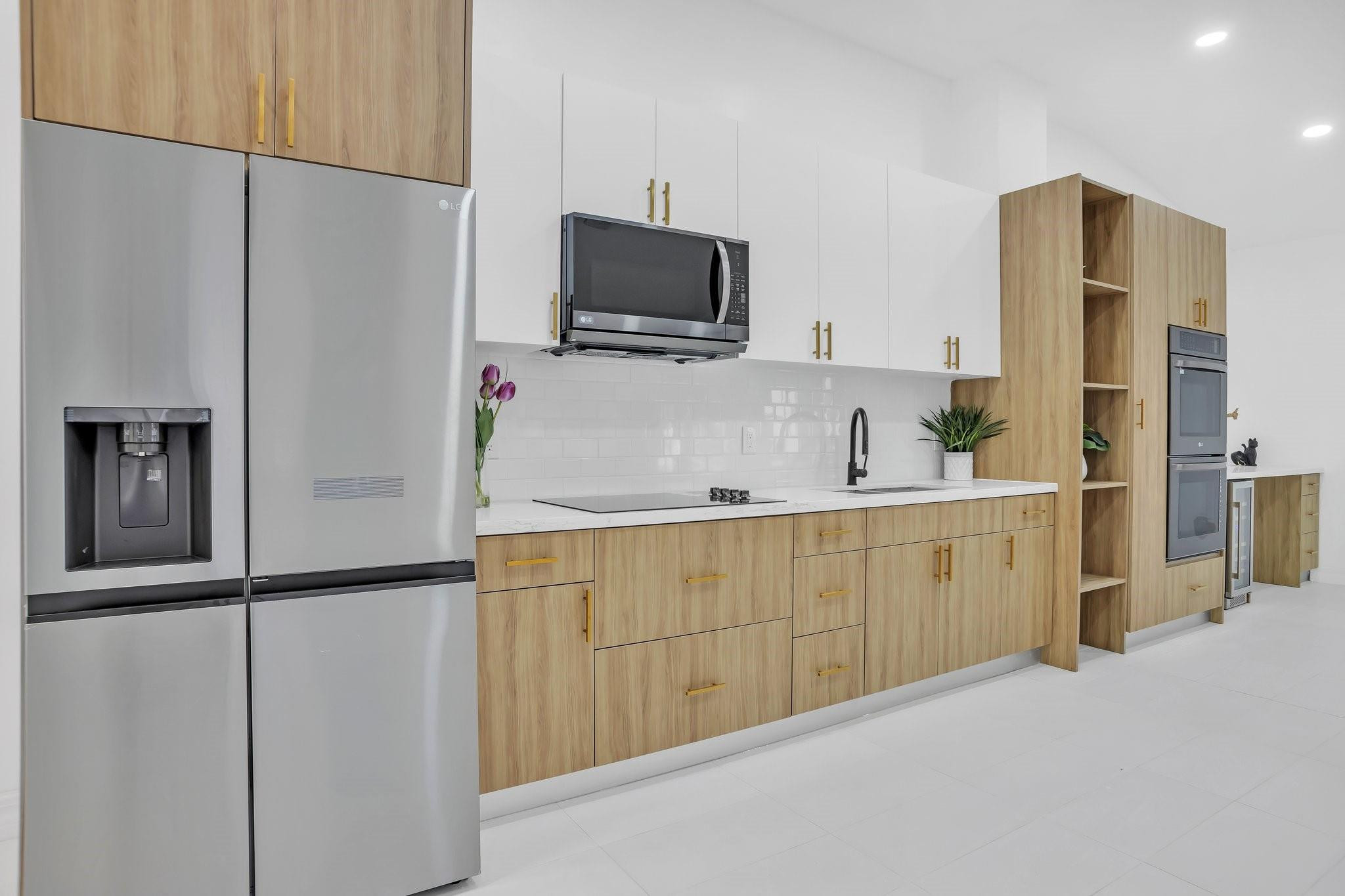 11305 Lakeview 7-M, Coral Springs Unit: 7-M