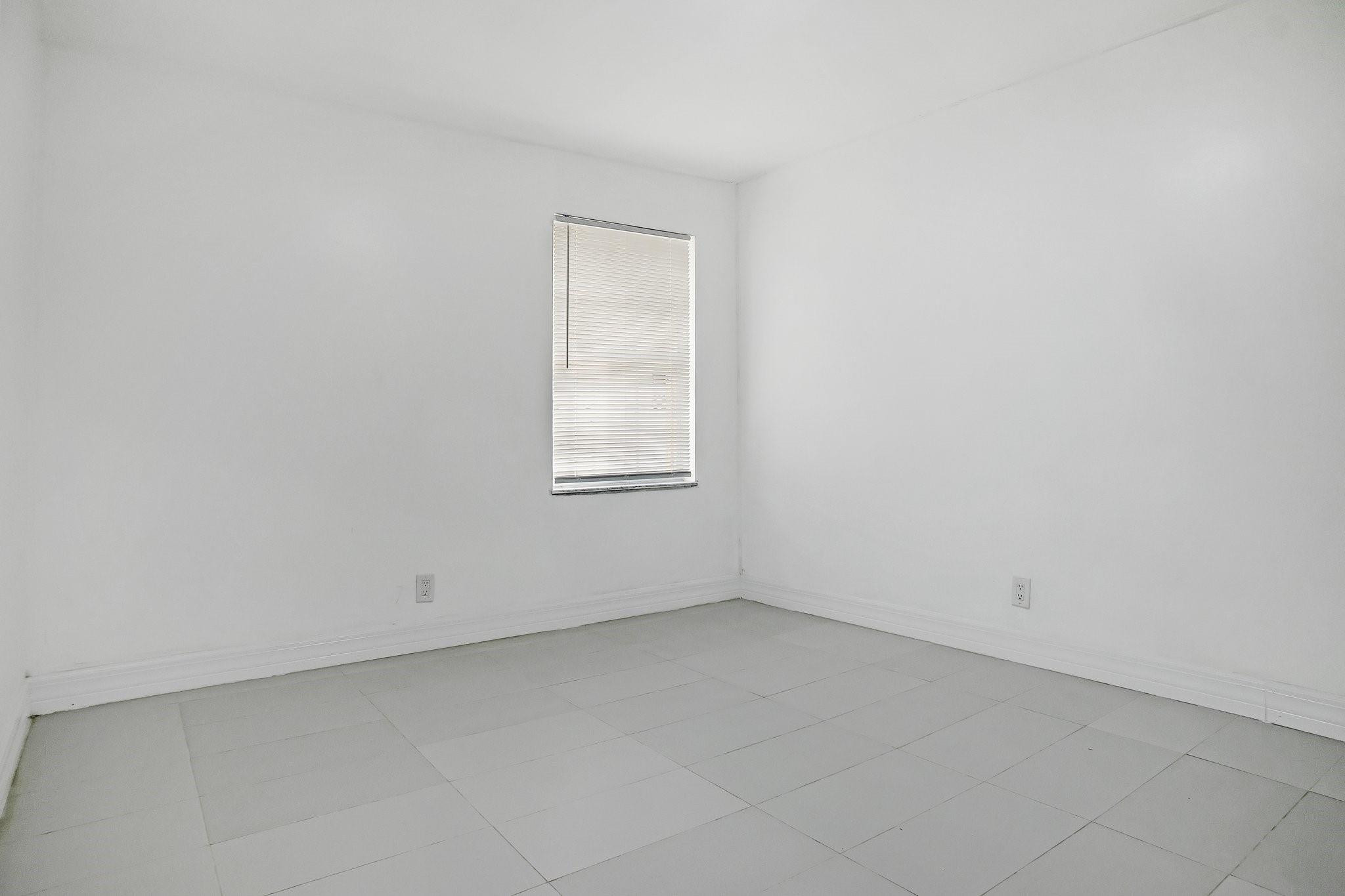 11305 Lakeview 7-M, Coral Springs Unit: 7-M