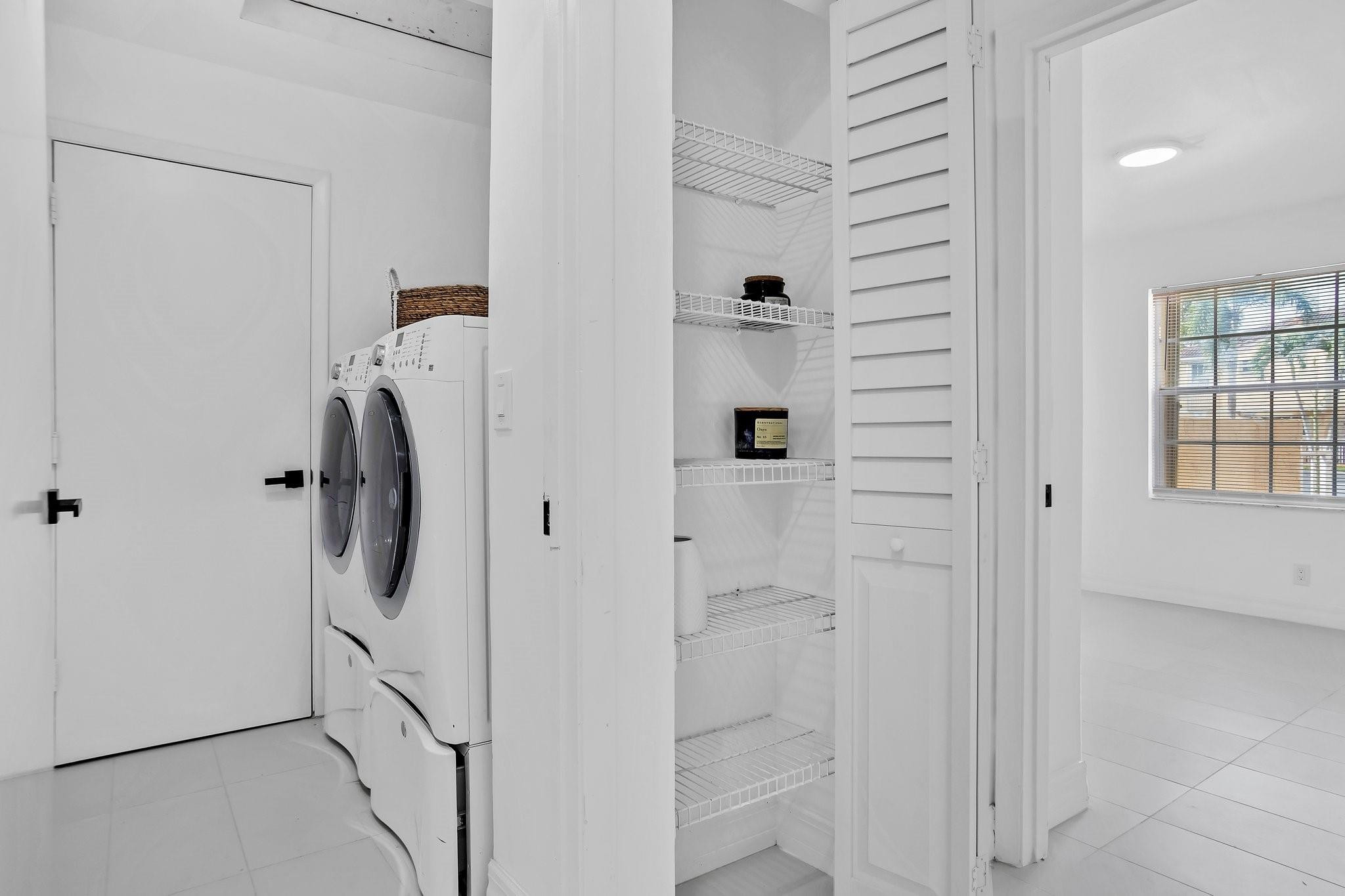 11305 Lakeview 7-M, Coral Springs Unit: 7-M