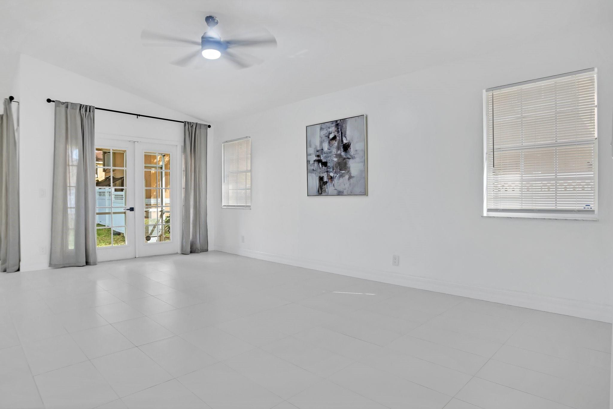 11305 Lakeview 7-M, Coral Springs Unit: 7-M