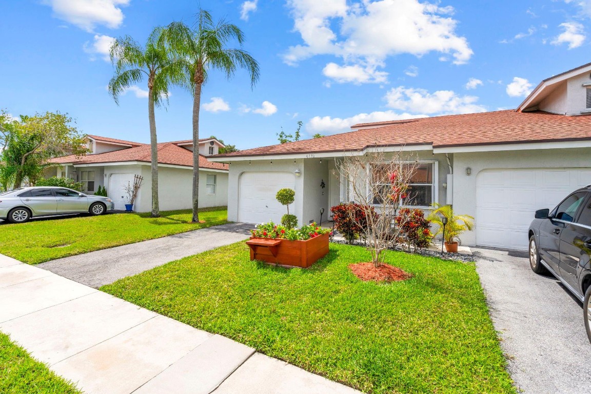 6770 N Pine Island Road, Tamarac