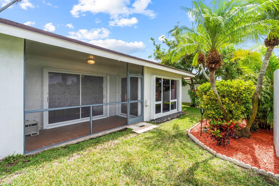 6770 N Pine Island Road, Tamarac