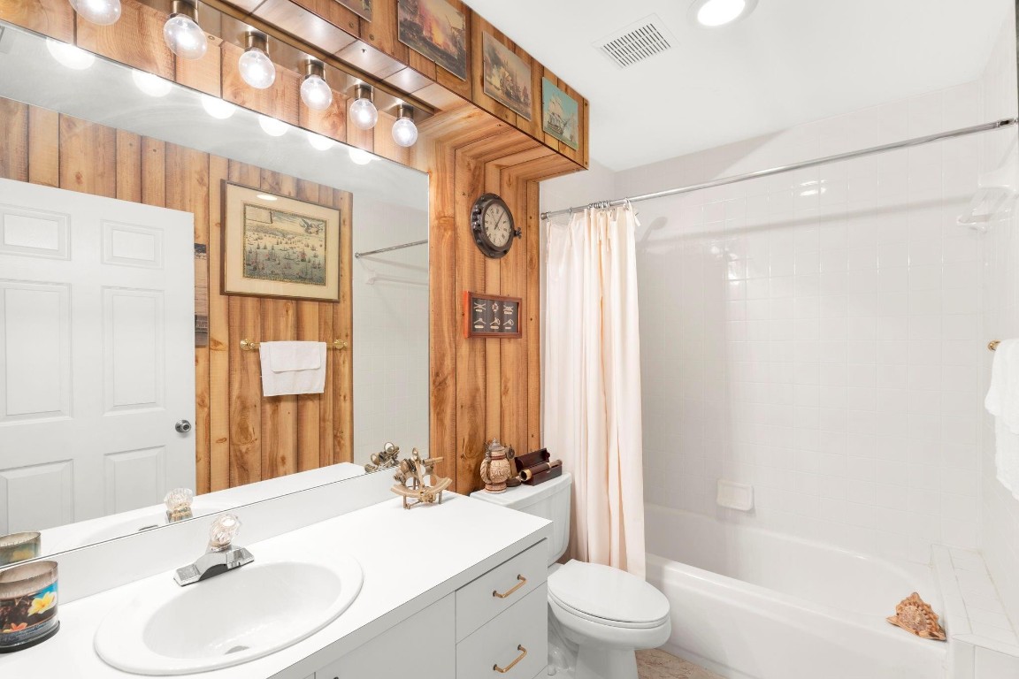 6770 N Pine Island Road, Tamarac