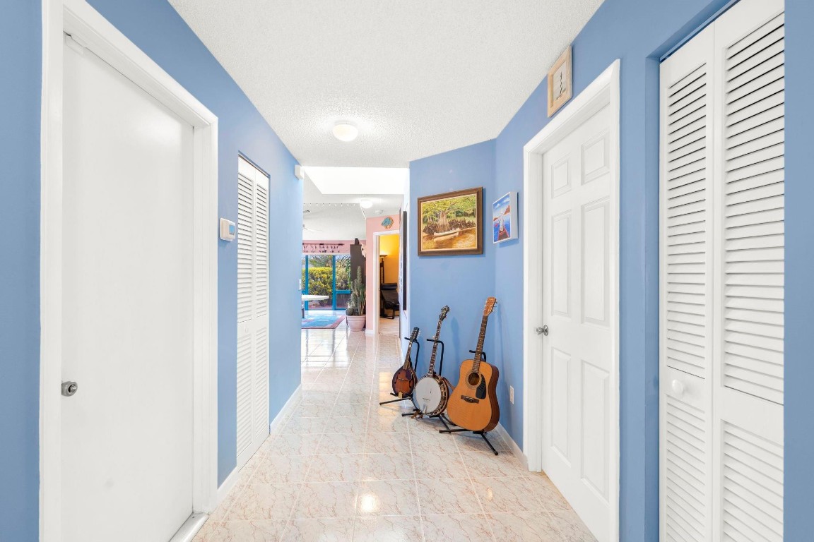 6770 N Pine Island Road, Tamarac