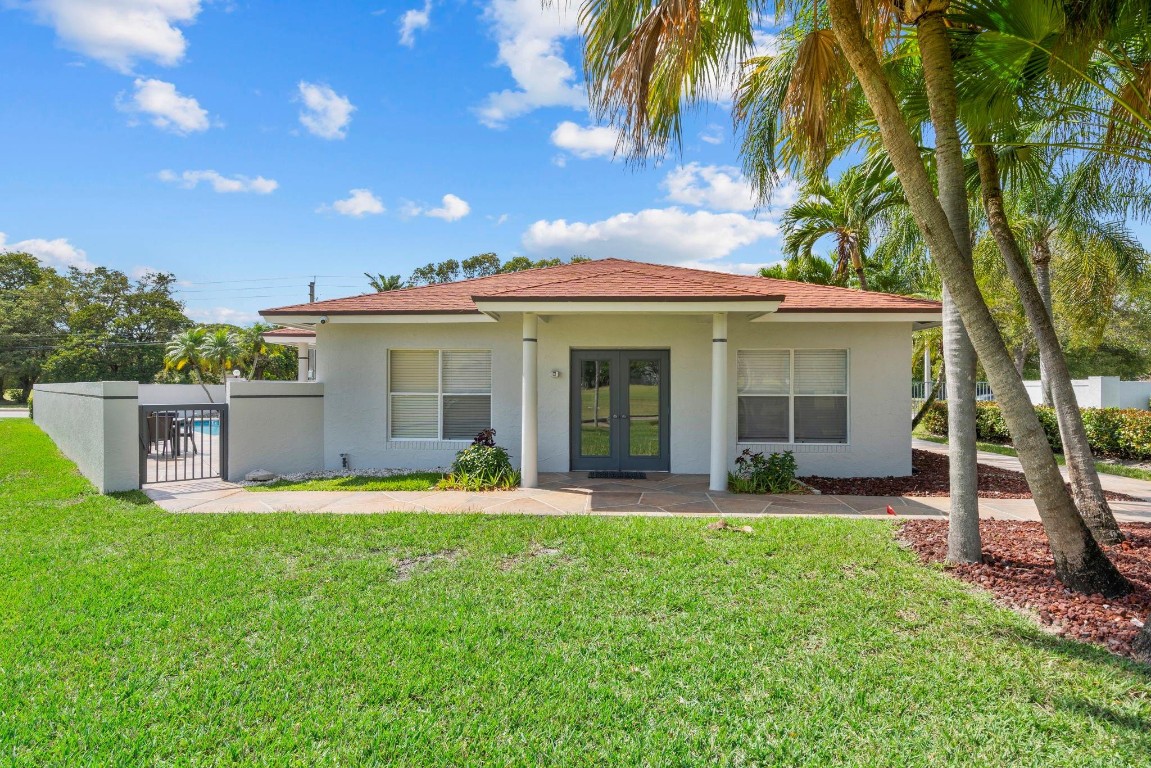 6770 N Pine Island Road, Tamarac