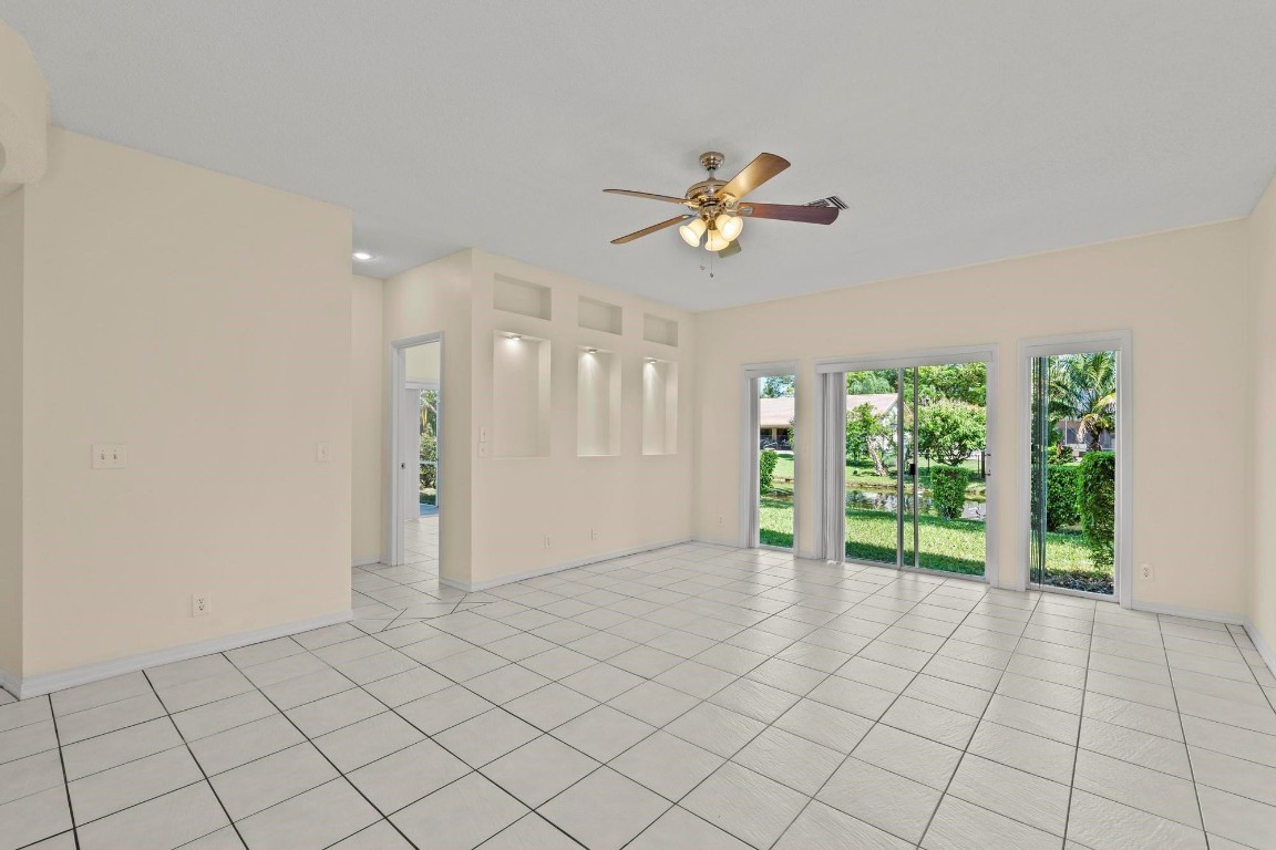 11249 Lakeview Drive, Coral Springs