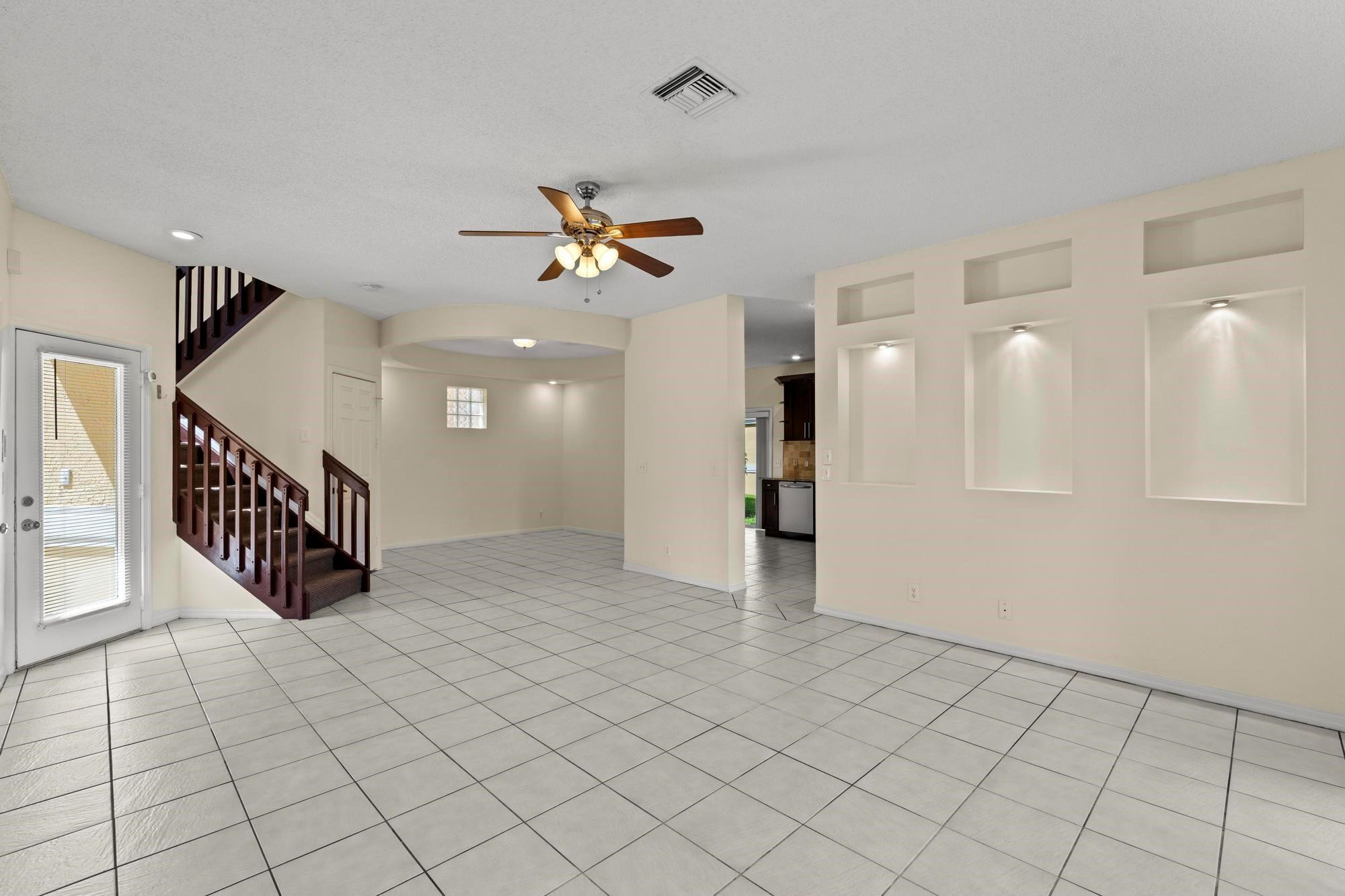 11249 Lakeview Drive, Coral Springs