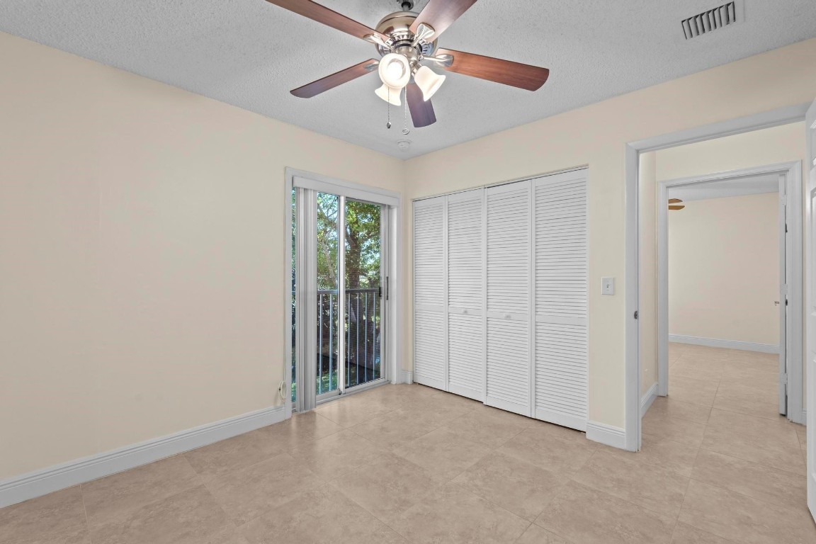 11249 Lakeview Drive, Coral Springs