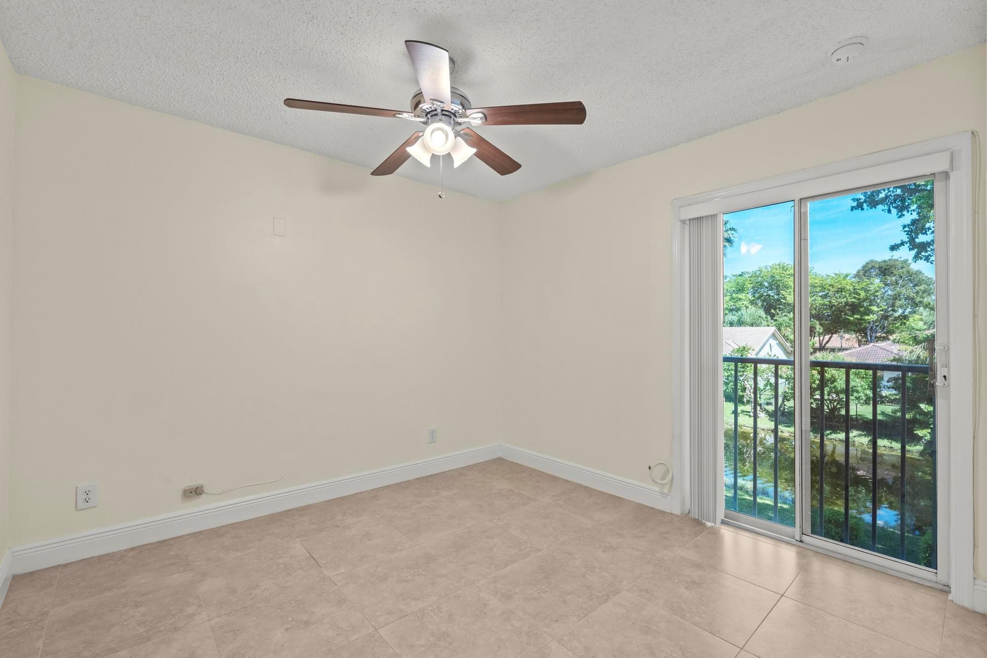 11249 Lakeview Drive, Coral Springs