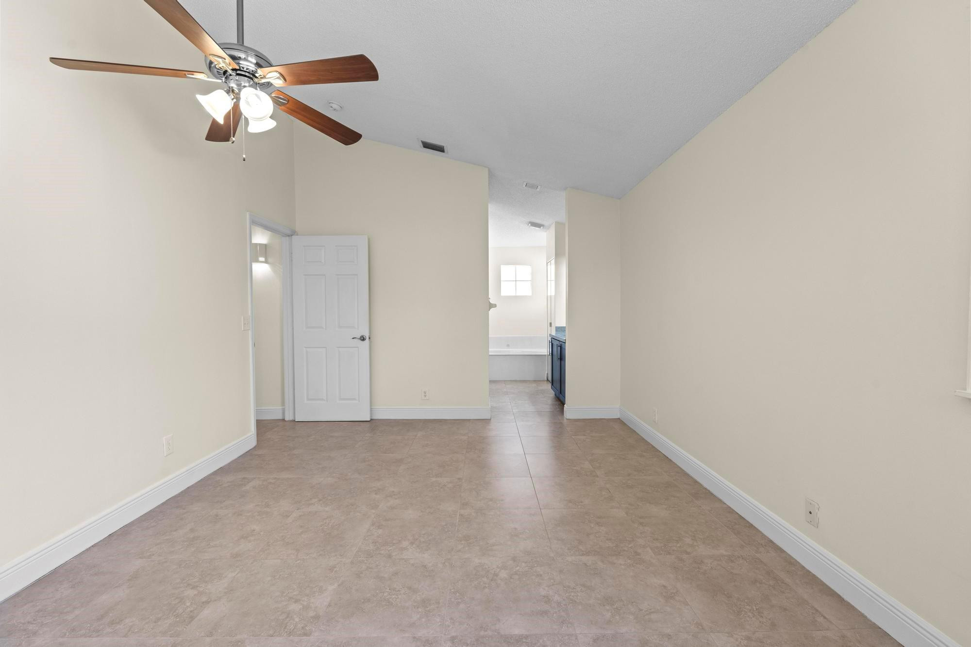 11249 Lakeview Drive, Coral Springs