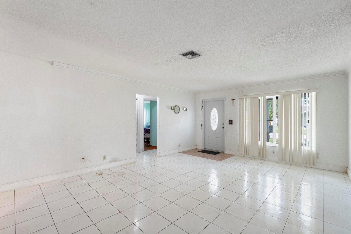1900 SW 85th Avenue, North Lauderdale