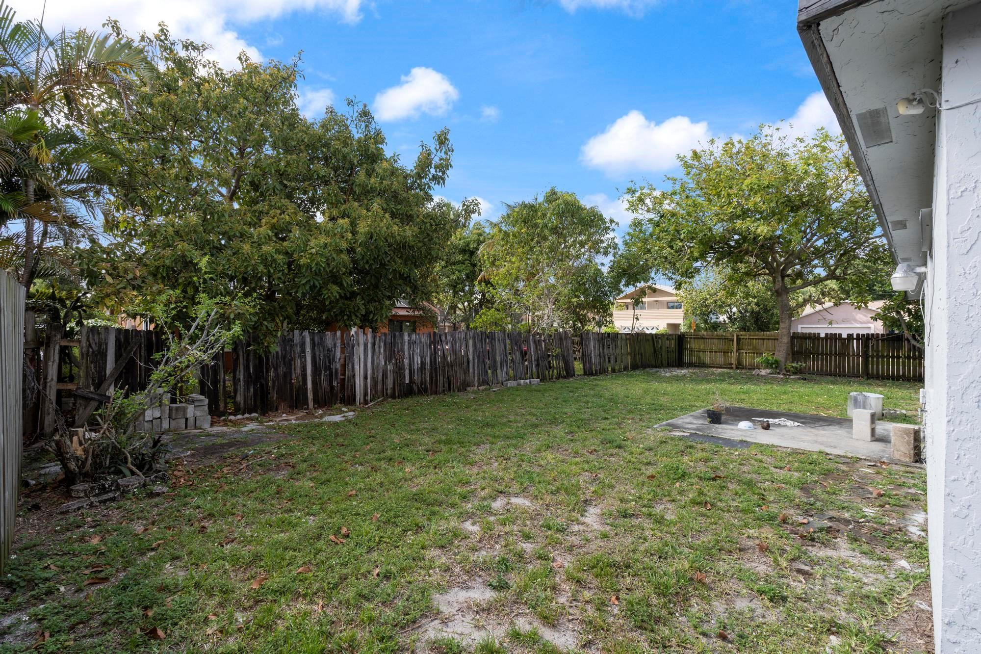 1900 SW 85th Avenue, North Lauderdale