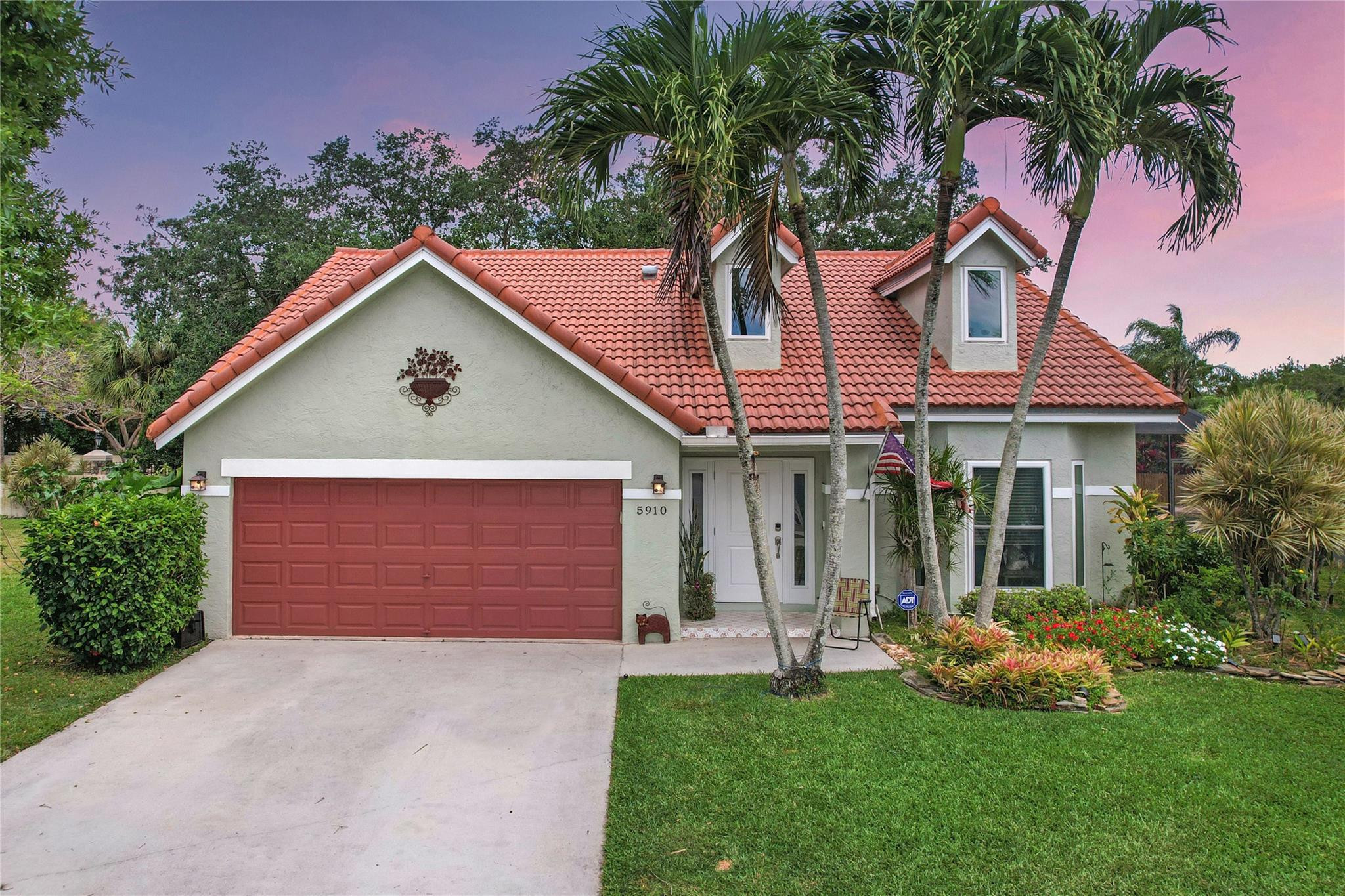 5910 NW 65th Ct
