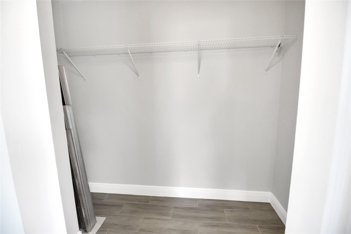 410 Pine Glen Lane D1, Greenacres Unit: D1