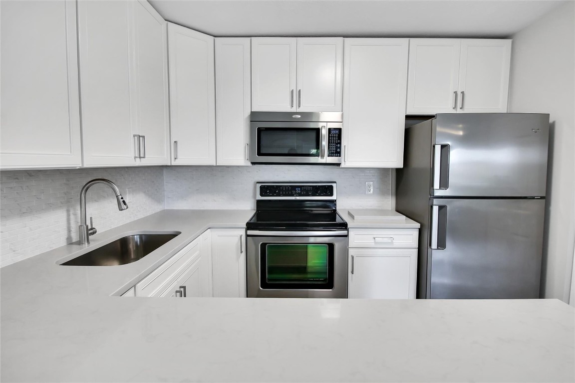 410 Pine Glen Lane D1, Greenacres Unit: D1