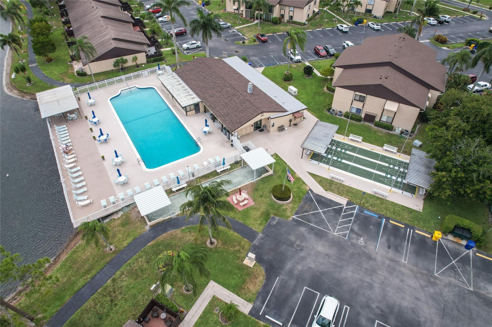 410 Pine Glen Lane D1, Greenacres Unit: D1