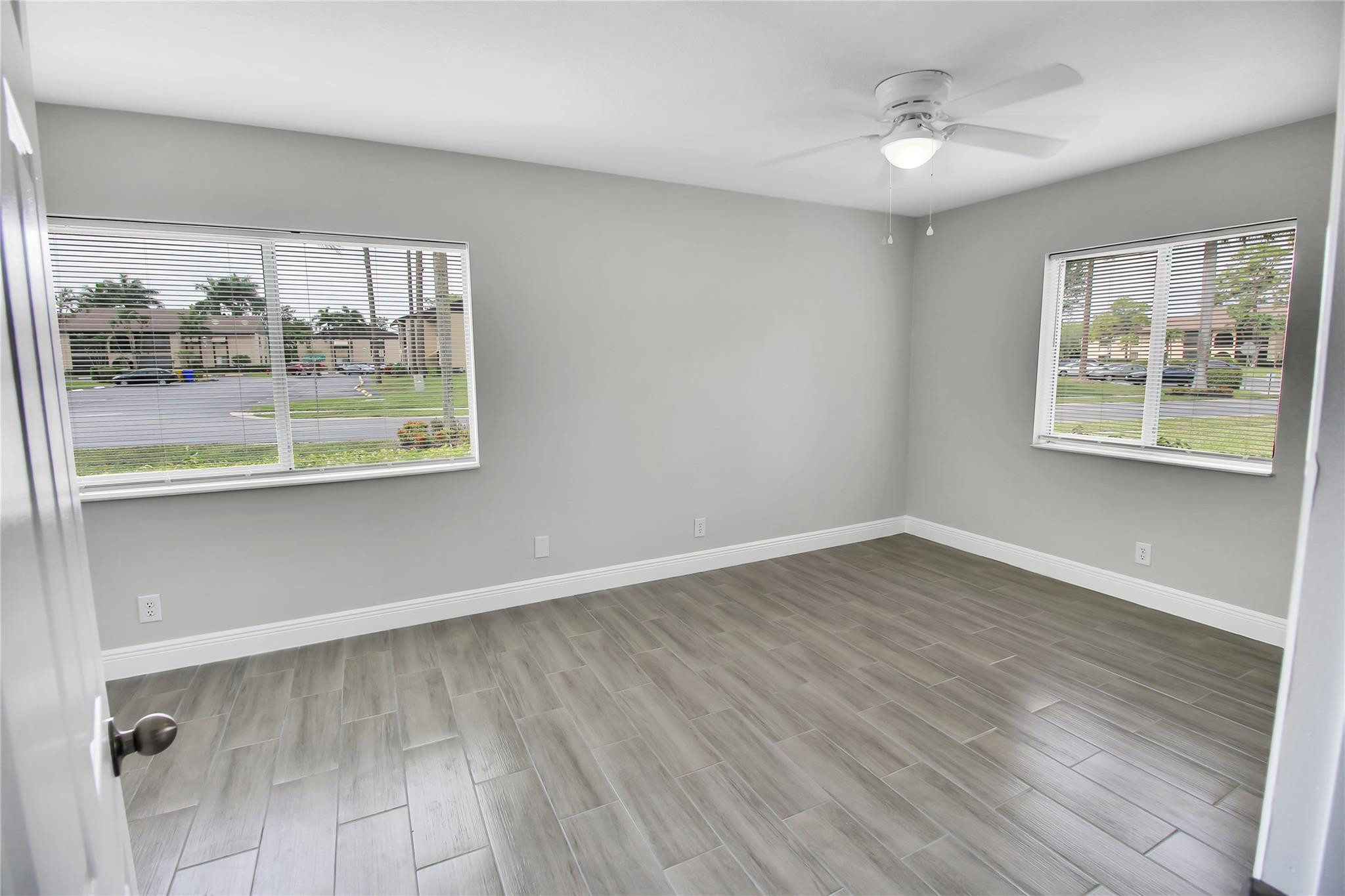 410 Pine Glen Lane D1, Greenacres Unit: D1