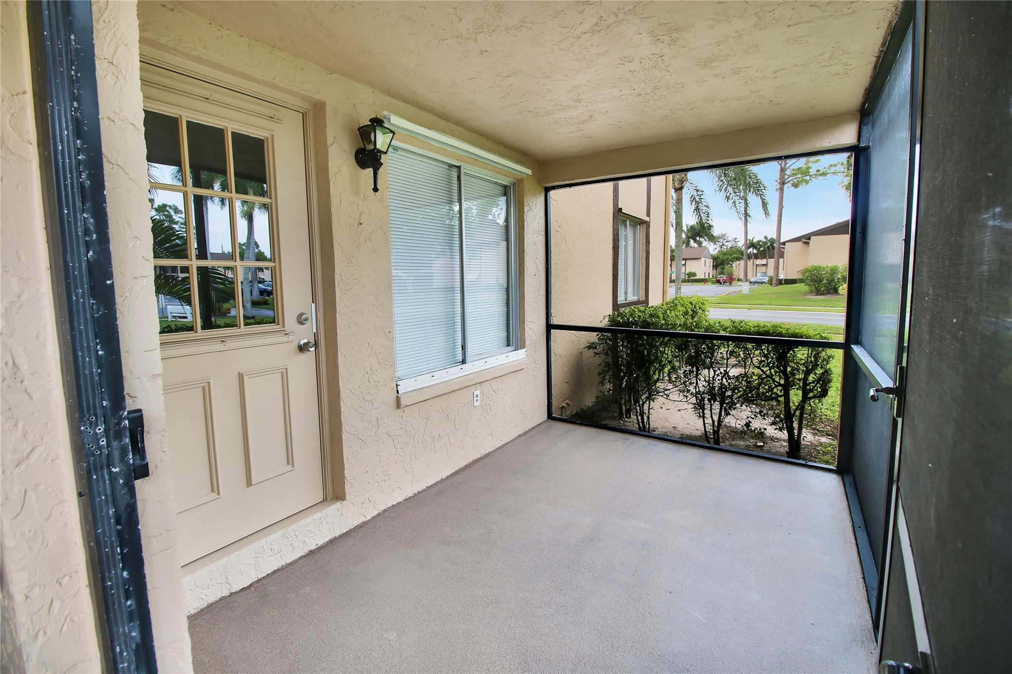 410 Pine Glen Lane D1, Greenacres Unit: D1