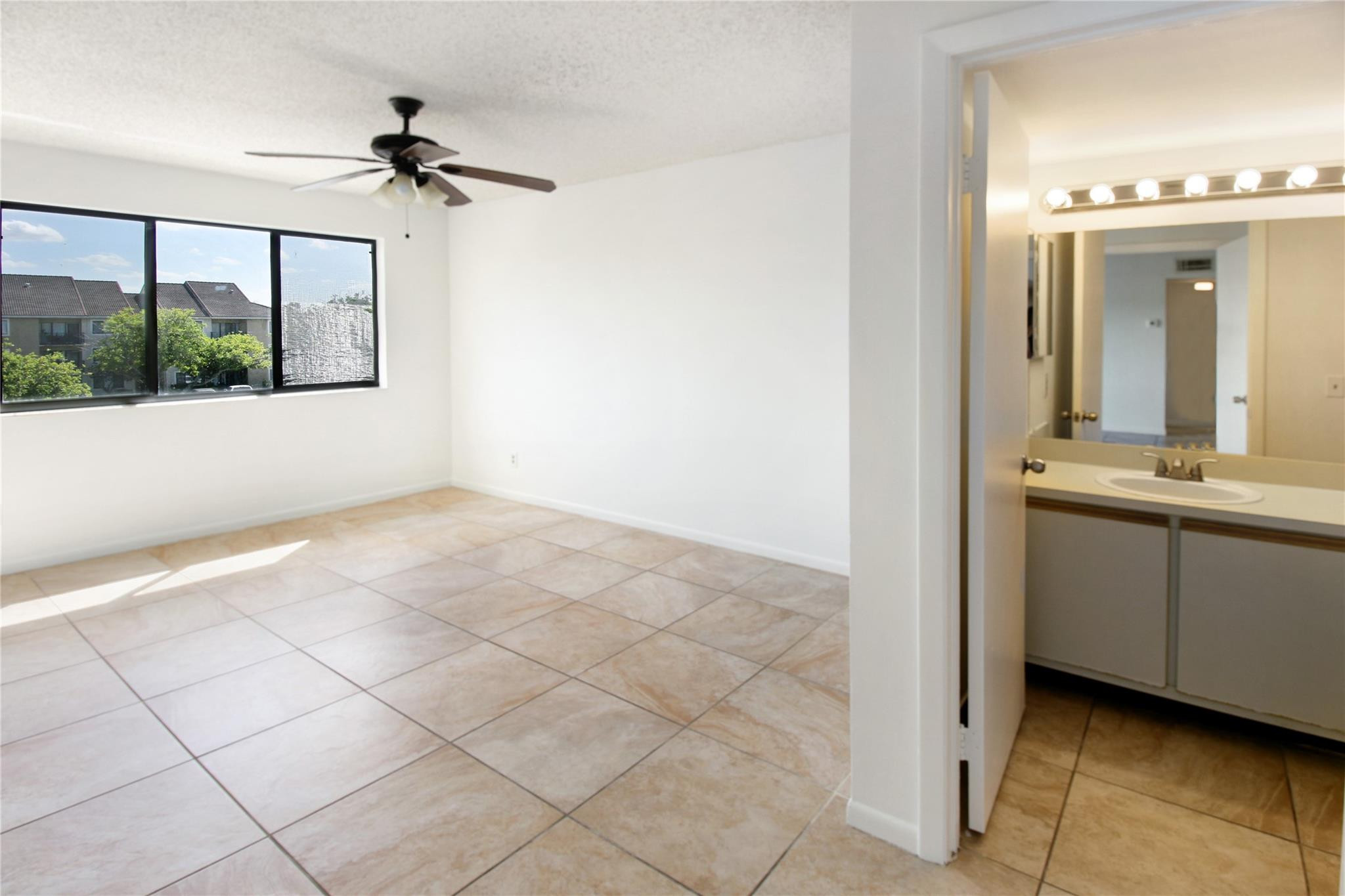 9288 W Atlantic Bl 1135, Coral Springs Unit: 1135