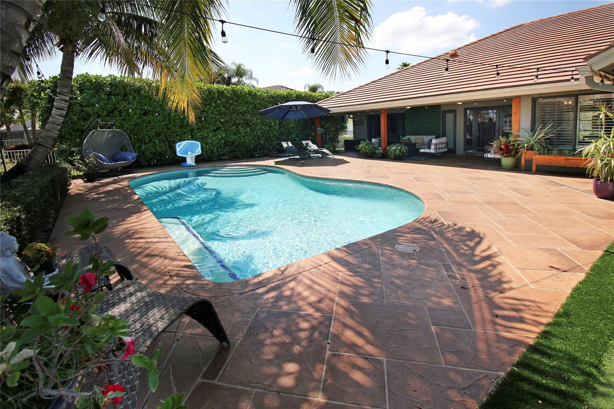22317 Collington Dr