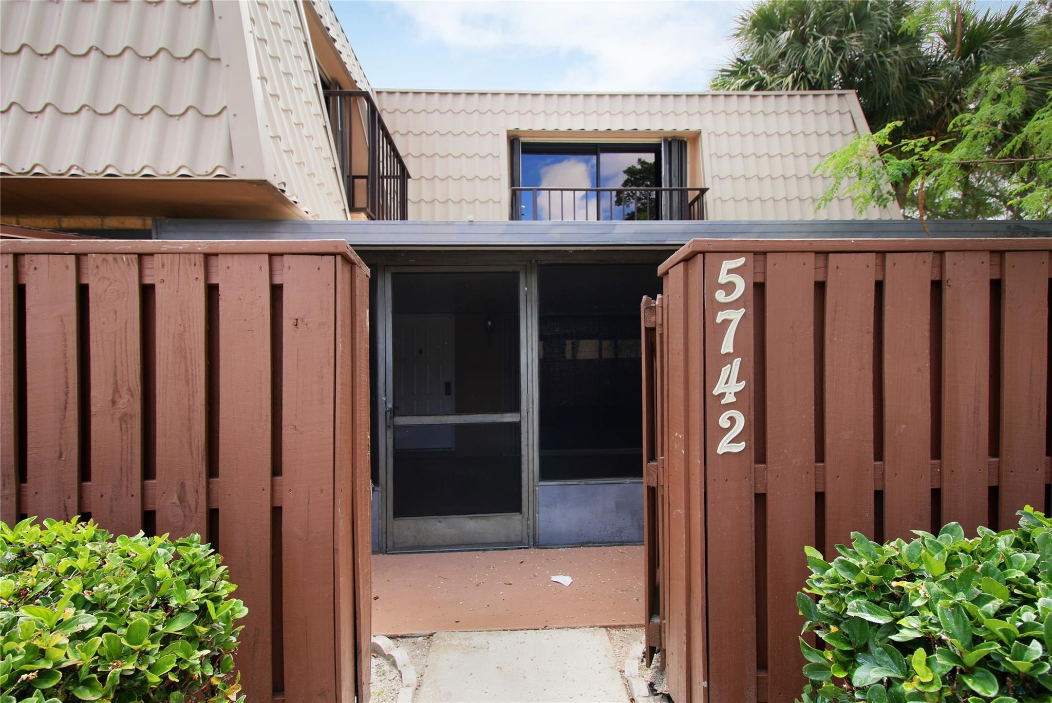 5742 57th Way, West Palm Beach