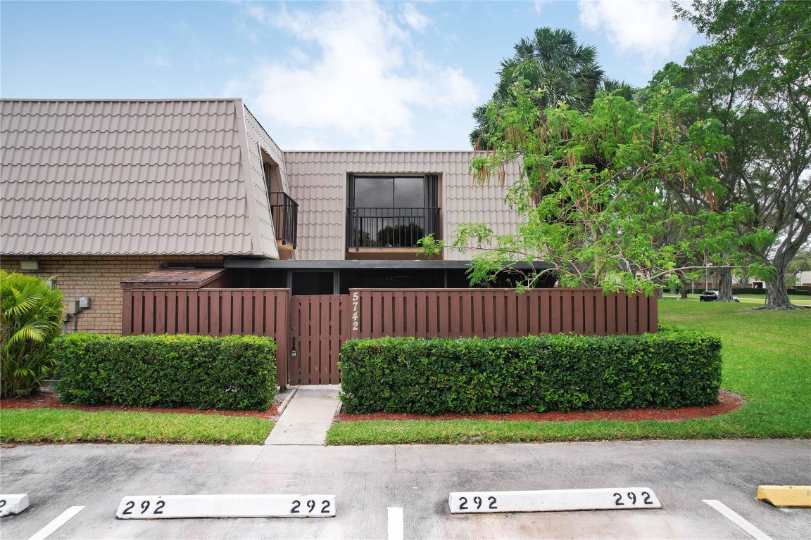 5742 57th Way, West Palm Beach