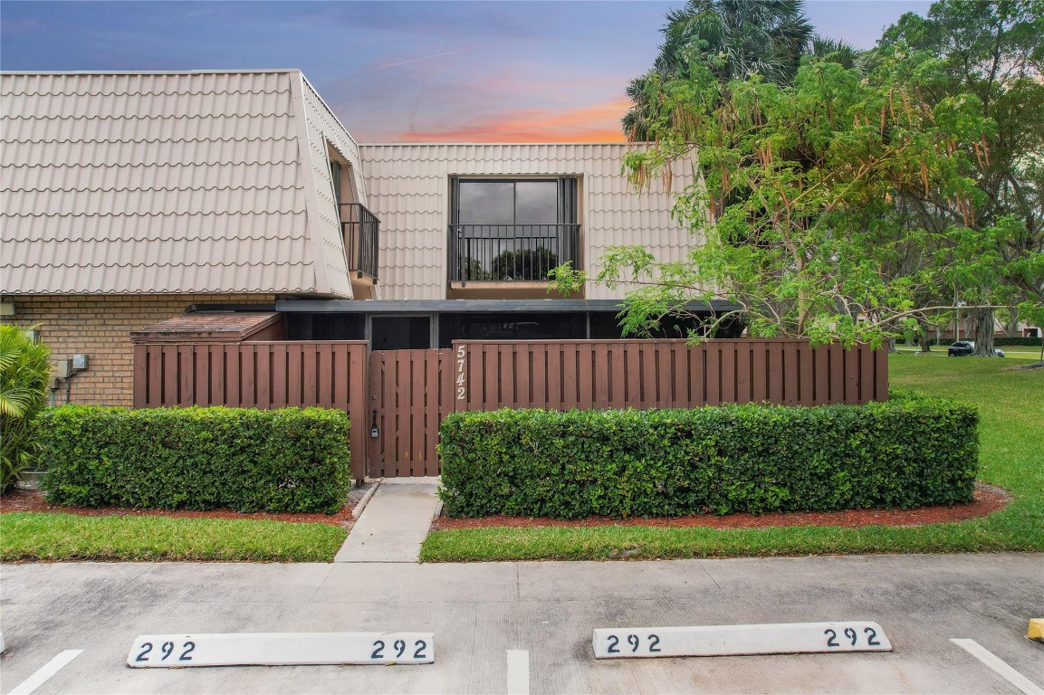 5742 57th Way, West Palm Beach
