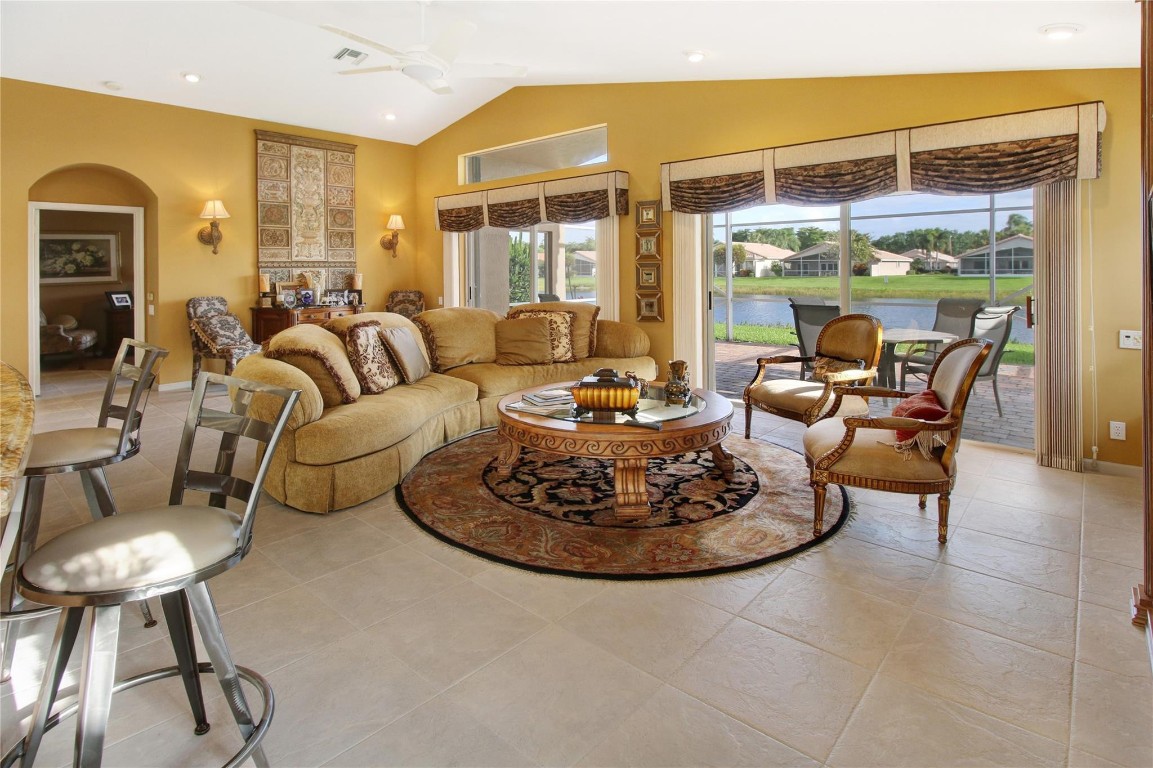 6870 Castlemaine Avenue, Boynton Beach