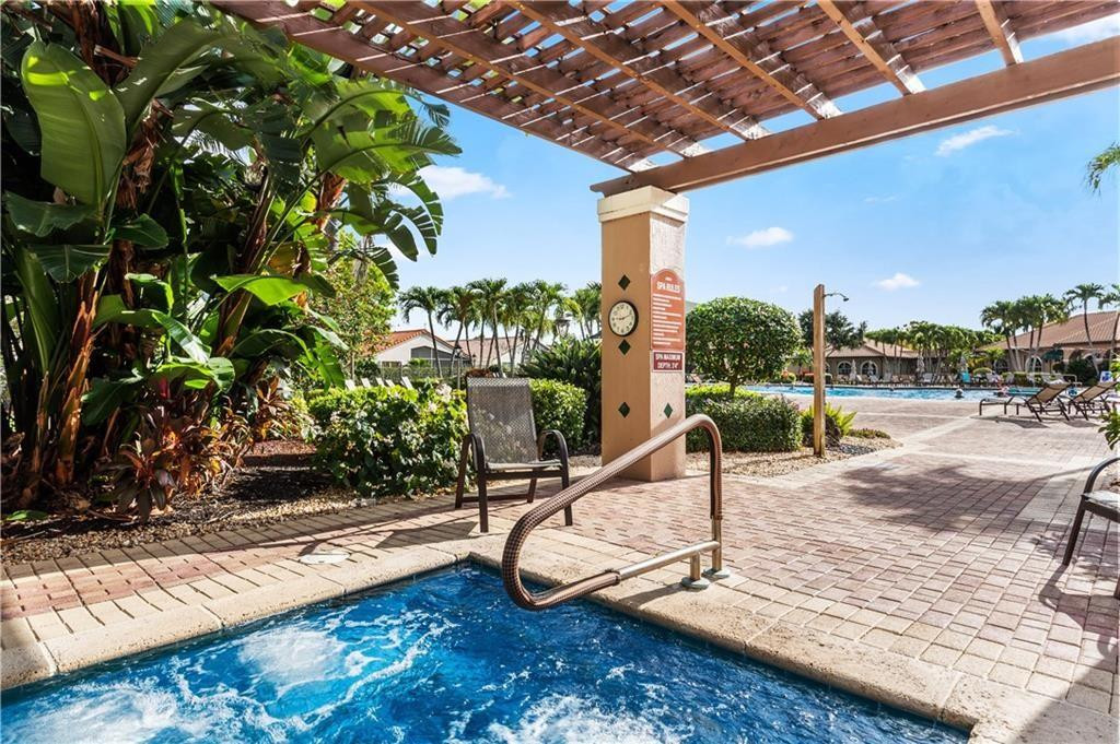 6870 Castlemaine Avenue, Boynton Beach