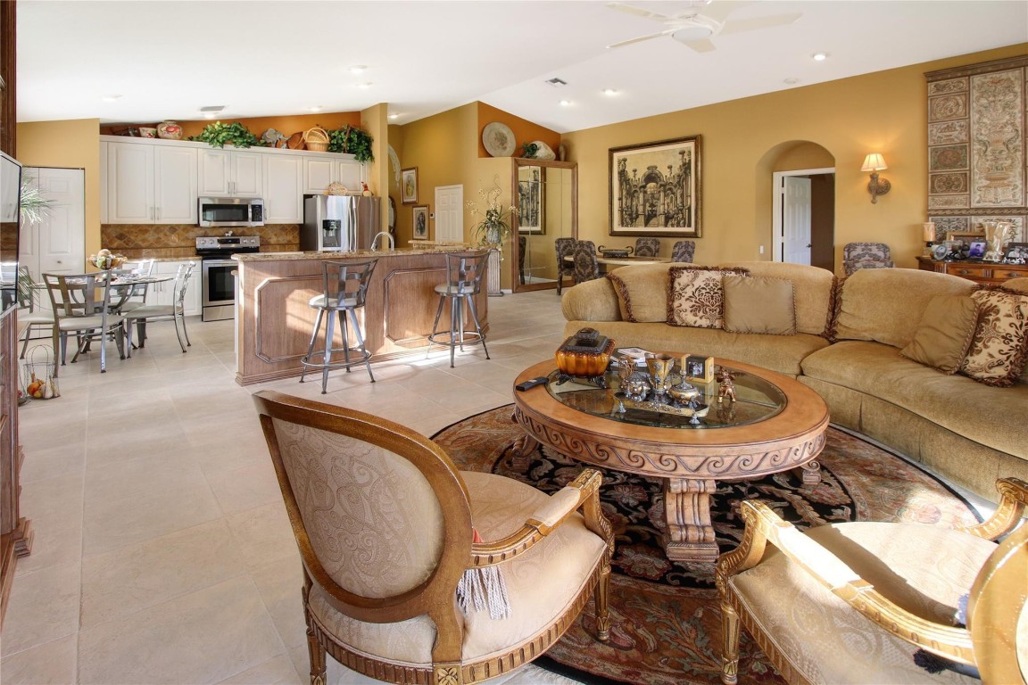 6870 Castlemaine Avenue, Boynton Beach