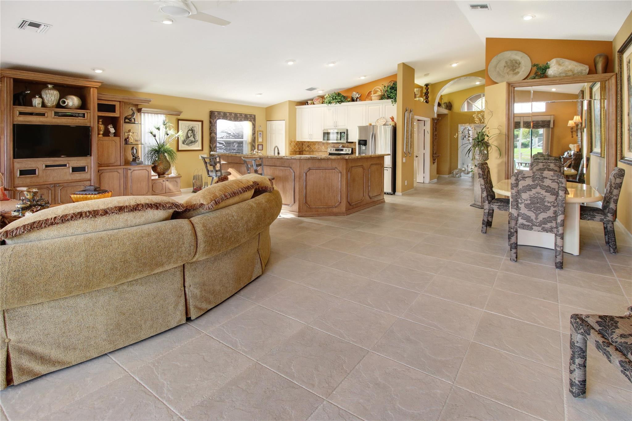 6870 Castlemaine Avenue, Boynton Beach